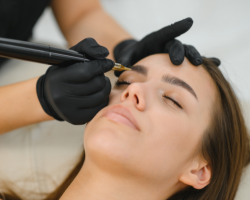Eyebrow Microblading