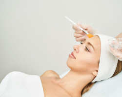 Chemical Peels for Dry & Sensitive Skin