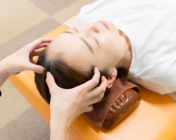 Scalp Exfoliation & Detox Therapy