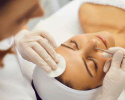 Blackhead & Whitehead Removal